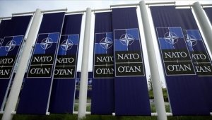 NATO için 2021 Afganistan'dan çekilme ve Rusya ile gerginlik yılı oldu