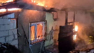Yangın sonrası çöken evde cansız bedeni bulundu
