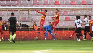 Yukatel Kayserispor - 68 Aksaray Belediyespor: 4-0