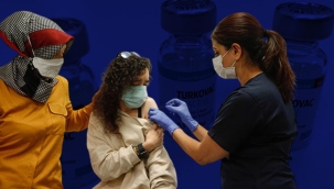 Bakan Koca duyurmuştu: Çalışma başlatıldı... İki doz Biontech üzerine TURKOVAC yaptırılabilecek