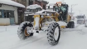 Bilecik'te İl Özel İdare Ekipleri yolu açtı 