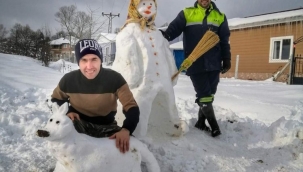 Bilecik’te kardan yaptıkları teyze ve köpeği şaşırttı