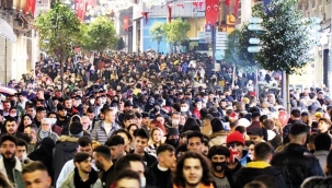 Bir geceliğine koronayı unuttuk