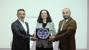 Bursa AB Bilgi Merkezi ve BTÜ’den ‘Sosyal Medya ve Dezenformasyon’ etkinliği 