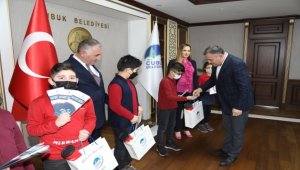 Çubuk'ta öğrenciler iklim değişikliğine dikkat çekti