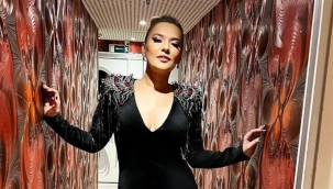 Demet Akalın kızı Hira ile arkadaşının doğum gününe katıldı