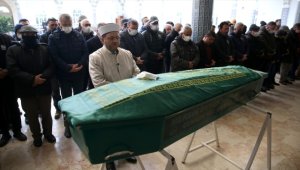 Dizi ve sinema oyuncusu Ayberk Pekcan son yolculuğuna uğurlandı 