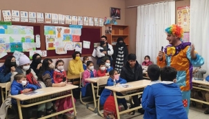 Egeli gençler sanatı kırsala taşıdı