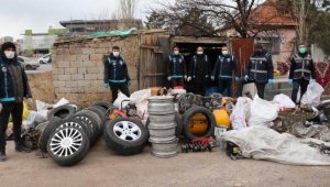 Hırsızlık şüphelisinin evinin garajında 700 bin liralık çalıntı malzeme ele geçti