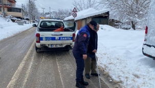 Karda mahsur kalanların imdadına İzmit Belediyesi yetişti