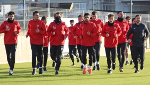 Karşıyaka’da futbola yeni yapılanma