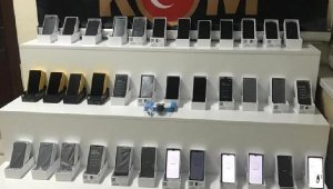 Kayseri merkezli 3 ilde cep telefonu kaçakçılarına operasyon: 11 gözaltı
