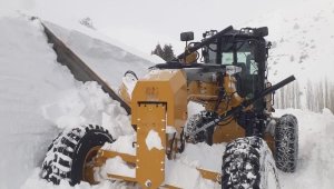 Kayseri'de kapanan 640 mahalle yolu ulaşıma açıldı