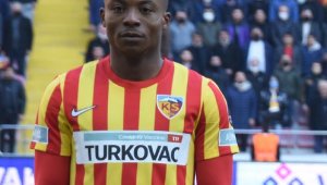 Kayserisporlu futbolcu Uzodimma, Keçiörengücü'ne kiralandı