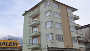 Konya'da 4. kattan düşen üniversite öğrencisi öldü