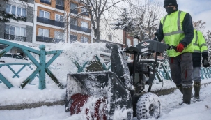 Kütahya'da kar ekibi iş başında