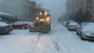 Mardin’de kar hayatı felce uğrattı, okullar tatil edildi