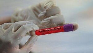 Omicron virüsü ciltte 21 saat canlı kalıyor