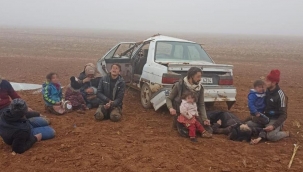 Otomobil takla attı, içinden 12 yaralı kaçak göçmen çıktı