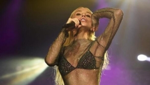 Sahne Kıyafetleri gündem olan Gülşen kimdir? Gülşen kaç yaşında, evli mi? Gülşen'in eşi ve çocukları!