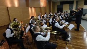 Sakarya Ziya Taşkent’te Türk ve Batı Müziği esintisi