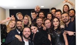 Simge dün akşam eşsiz lezzetleri ve boğaz manzarasıyla yılın popüler mekanı Jolly Joker Private ’da sahne aldı.