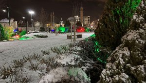 Sivas'ta kar nedeniyle 104 köy yolunda ulaşım sağlanamıyor