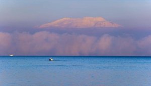 Yağışlar, kuraklıktan etkilenen Van Gölü Havzası için umut oldu