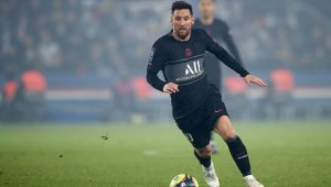 Yıldız futbolcu Lionel Messi koronavirüsü atlatamadı