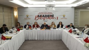 AK Parti Genel Merkez Kadın Kolları Başkanı Keşir "Akademi Buluşmaları"nda konuştu: