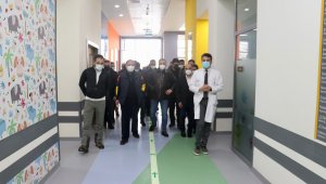 AK Parti'li Özhaseki, KANKA'nın 500. kemik iliği nakli kutlamasına katıldı