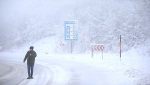 Balkanlar'dan gelen soğuk ve yağışlı hava sınır bölgelerde etkisini gösteriyor