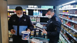 Bilecik Pazaryeri ilçesinde marketler denetlendi