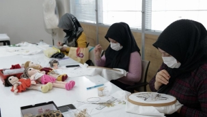 Bursa'da OSMEK kadınların yaşamına ışık tutuyor