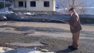 Çağlayancerit'te bozuk yola oltalı gönderme viral oldu