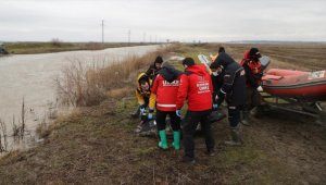 Edirne'de 12 düzensiz göçmen donarak ölmüş halde bulundu