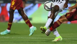 Göztepe ile Altay, profesyonel liglerde 58. kez karşılaşacak