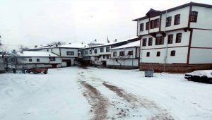 Güdül'de karla mücadele çalışmaları