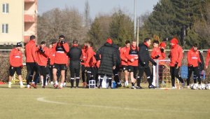 Hikmet Karaman: Sert bir maç olacağına inanıyorum