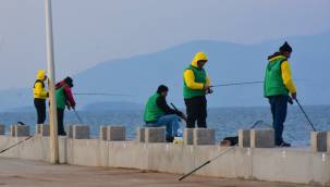 İzmir Aliağa’da At-Çek Balık Avı festivali