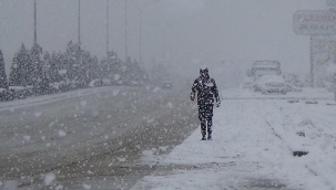 Karaman’da eğitime kar tatili