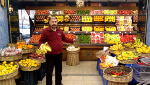 Kartal Dalyan Balık & Et Restaurant'ta Meyve Sebze Reyonu Göz Kamaştırıyor 