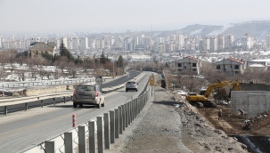 Kayseri'de 'trompet modeli kavşak' çalışmaları sürüyor