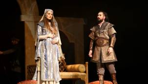 Kılıçarslan, ayakta alkışlandı