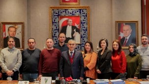 Kütahya Belediyesi'nde yükselme sınavında başarılı olan memurlara tebrik 