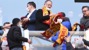 Mehmet Özhaseki: Bugün yüzümüz iyice güldü