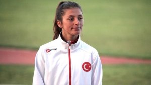 Milli atlet Emine Hatun, Valencia'da en iyi derecesini koştu