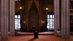 Miraç Kandili'nde Tesbih namazı nasıl, kaç rekat kılınır, faziletleri neler?