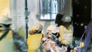 Özel Harekât’tan ‘şok ev’lere baskın
