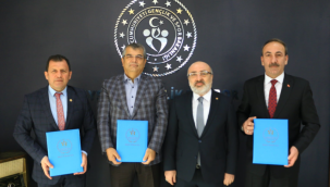 Tomarza'ya kız öğrenci yurdu yapılması için protokol imzalandı